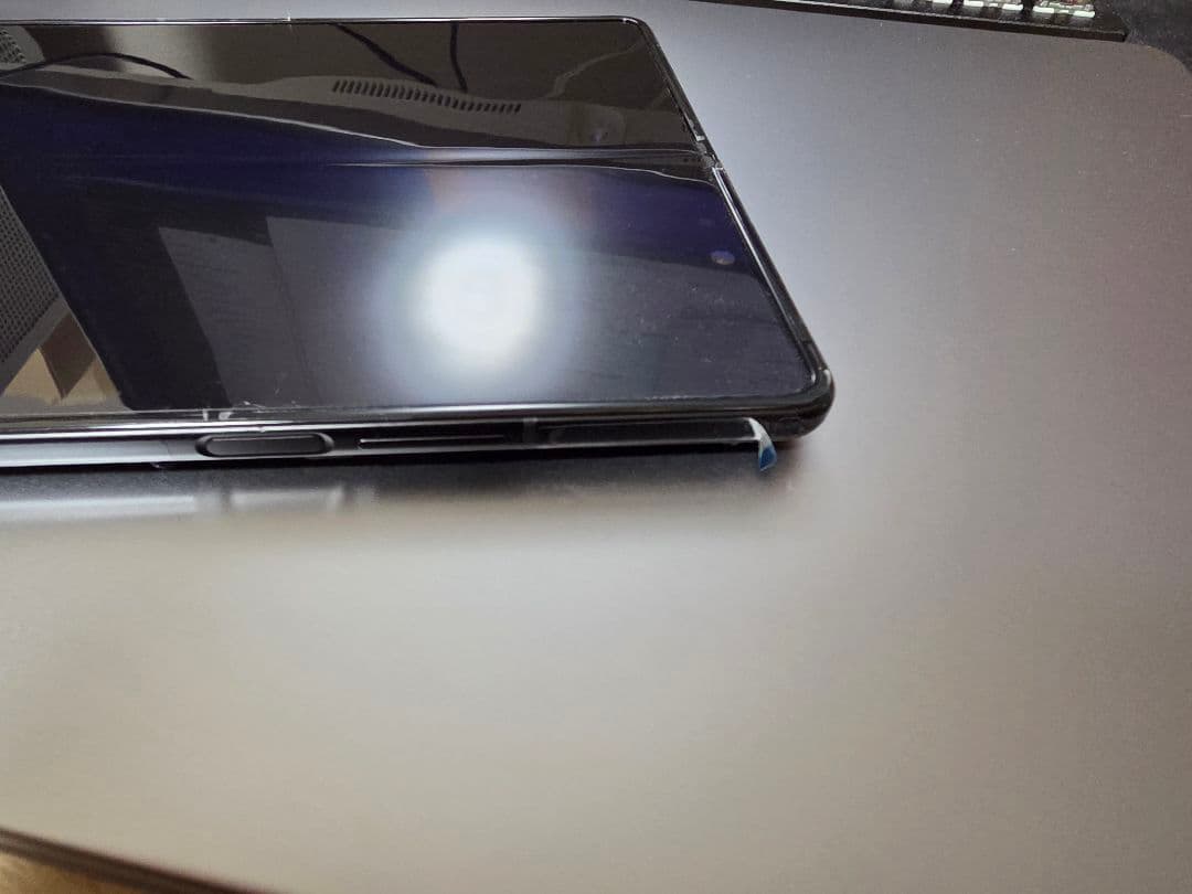 Galaxy Z Fold3 docomo ブラック 本体　外装バッテリー新品