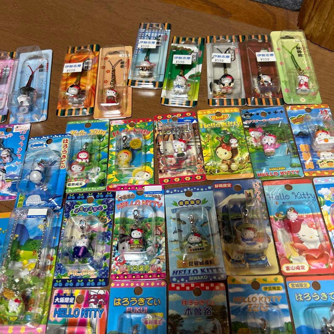 新品　激レア多数　ハローキティご当地ストラップ　60個　昭和レトロ　平成レトロ