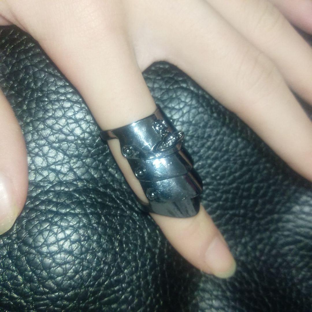 Vivienne Westwood アーマーリング ガンメタル L