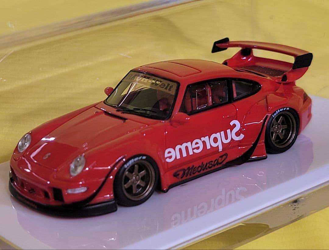 1/64 ポルシェ　RAUH-Welt Fuelme moder le