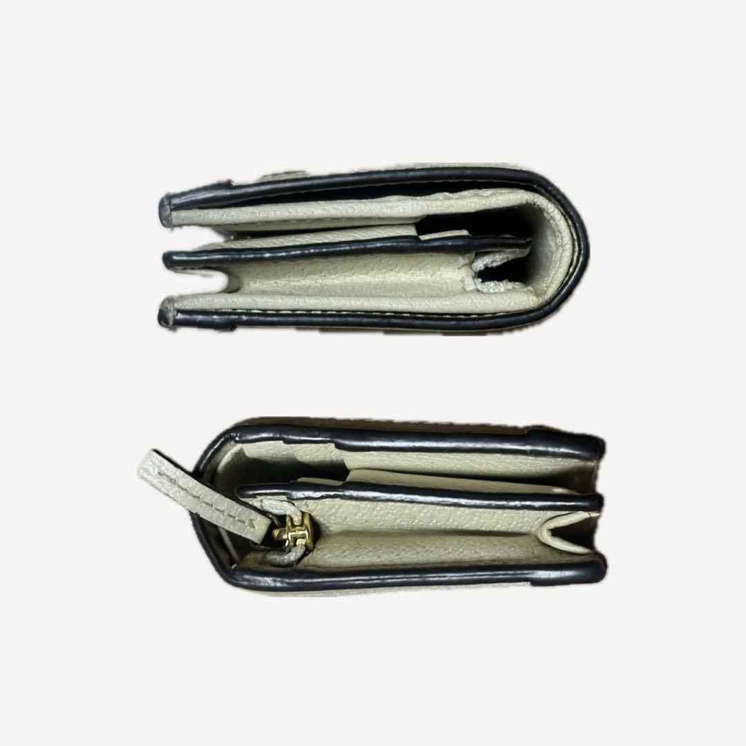 GUCCI お財布 2つ折り 白