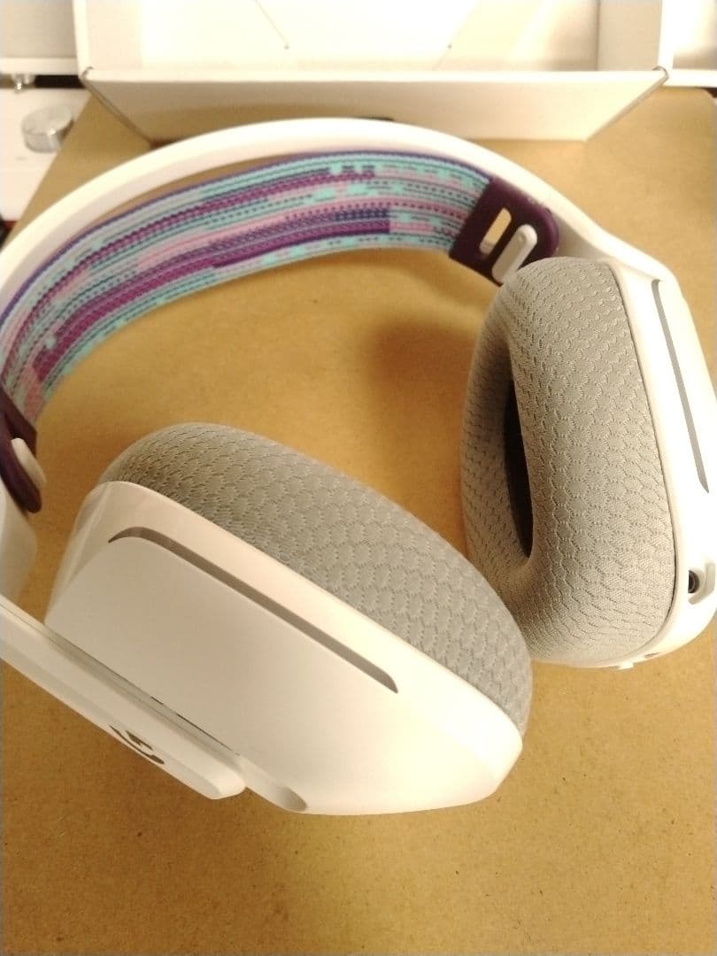 Logicool　ワイヤレス　RGB ゲーミングヘッドセット