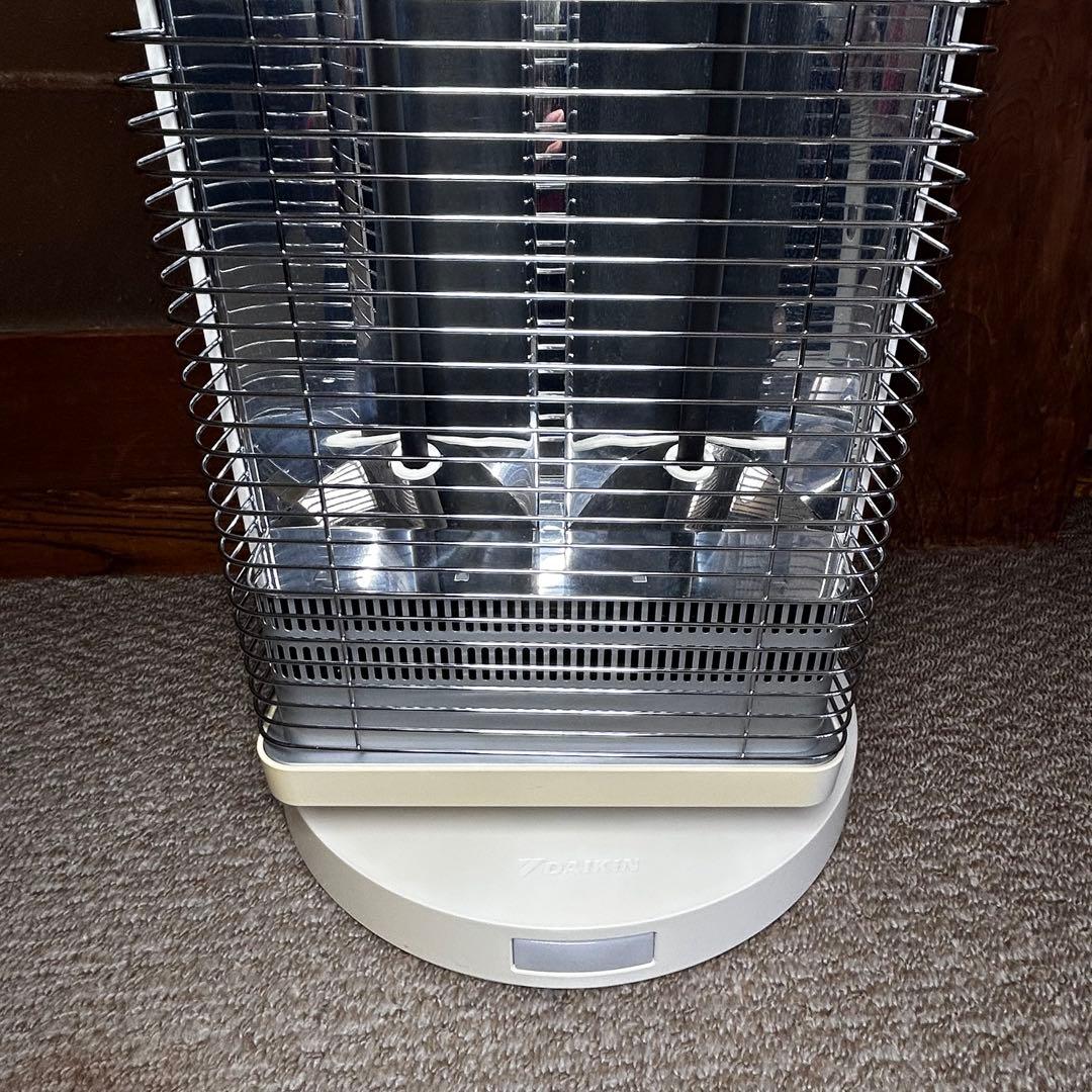 DAIKIN ダイキン セラムヒート ERFT11VS-W 遠赤外線暖房機