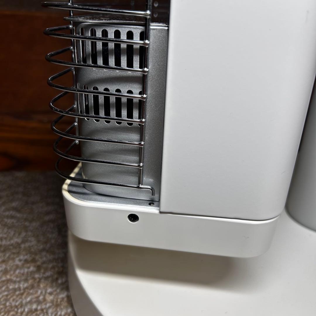 DAIKIN ダイキン セラムヒート ERFT11VS-W 遠赤外線暖房機