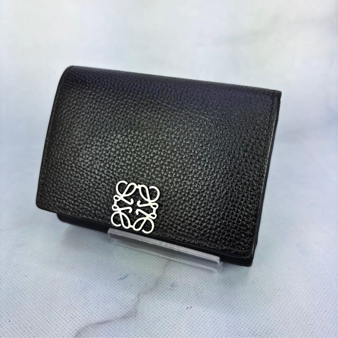 LOEWE（ロエベ）アナグラム トライフォールド ウォレット三つ折り財布