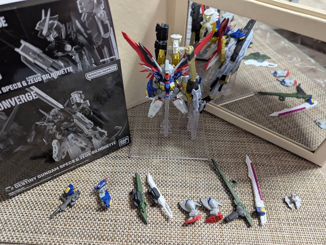 GUNDAMCONVERGE デスティニーガンダムSpecII&ゼウスシルエット