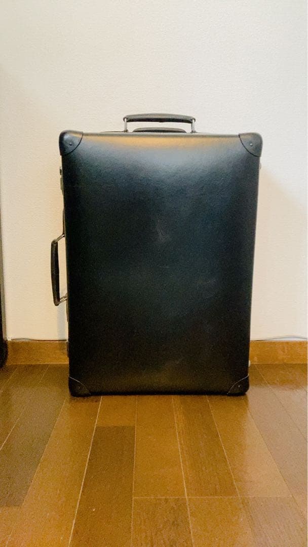 10/26まで【美品】グローブトロッター 2輪 スモールキャリーオン 機内 黒