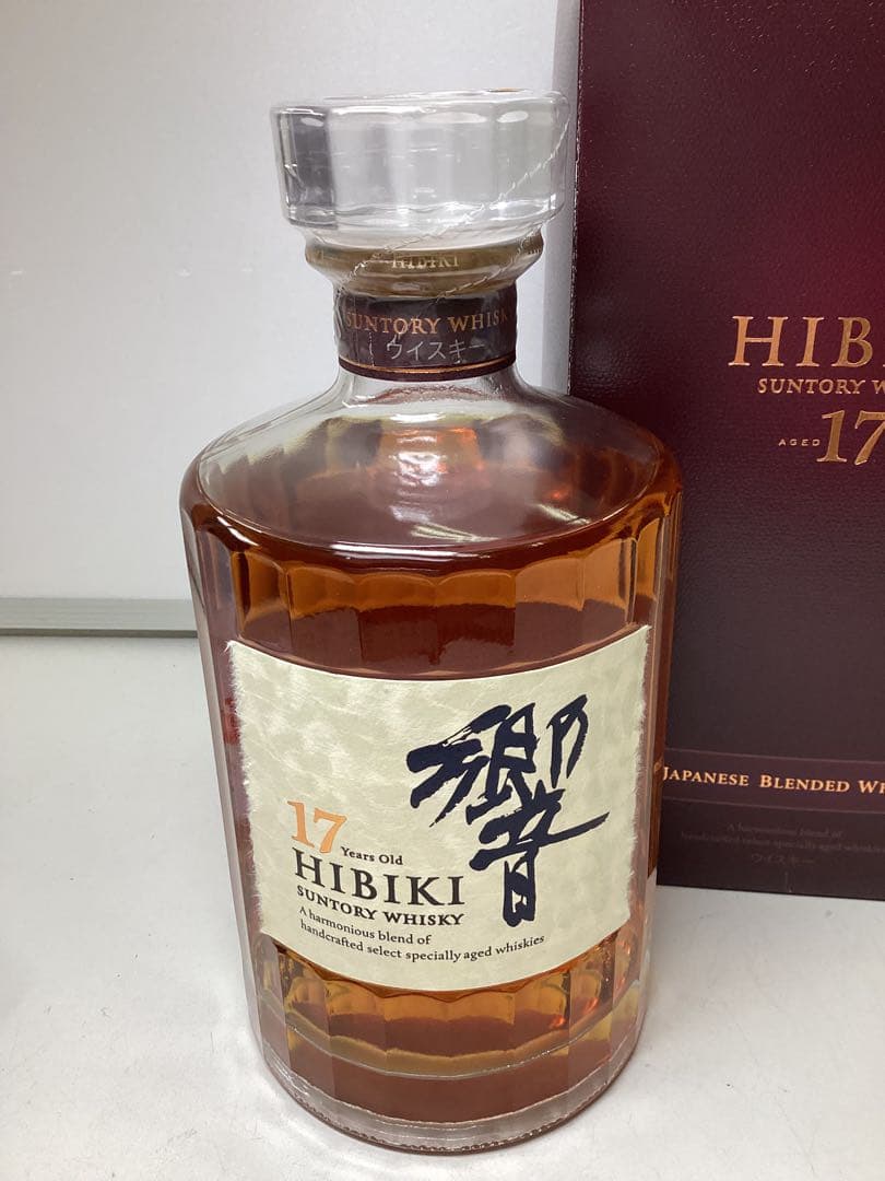 L*L様 未開栓 SUNTORY 響　HIBIKI 17年 ブレンデッドウイスキ