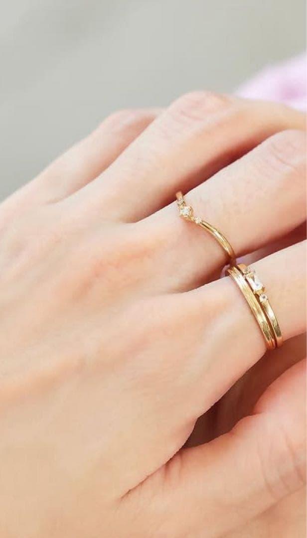 ヴァンドーム青山　2023年冬限定K10ゴールド ダイヤモンド V字型リング