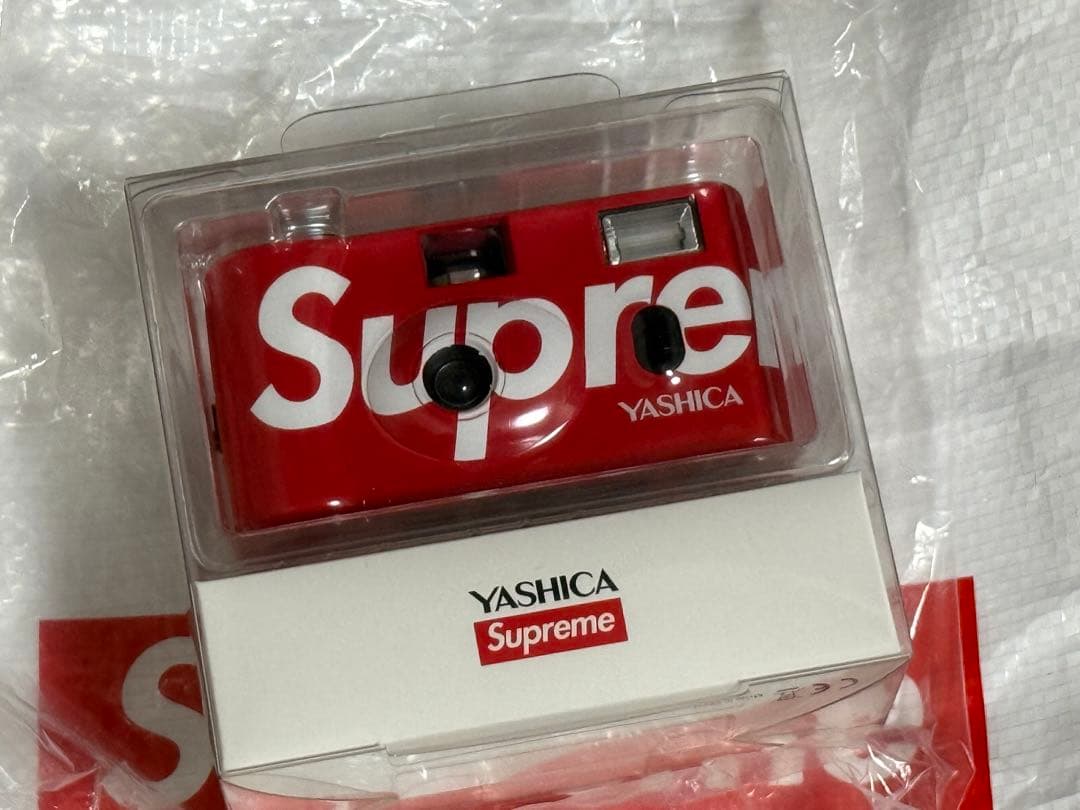 Supreme × YASHICA ロゴフィルムカメラ 新品未使用