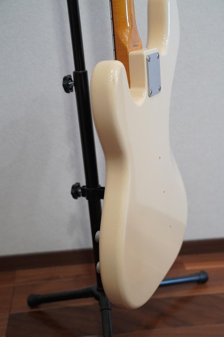 毎日値下げ中　Fender Japan プレシジョンベース Dimarzio