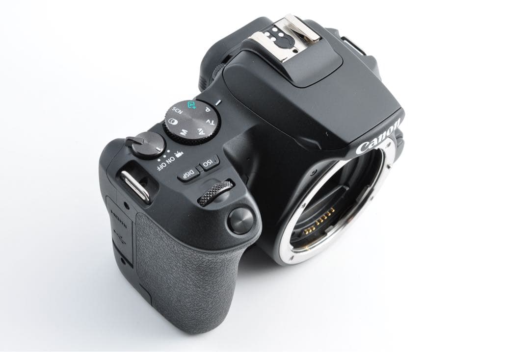 ■ ほぼ新品 ■ Canon EOS Kiss X10 ボディ おまけバック付き