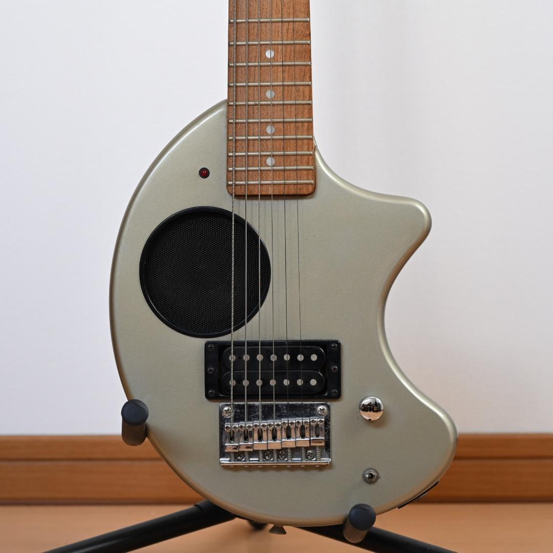 Fernandes フェルナンデス ZO-3 アンプ内蔵エレキギター G003
