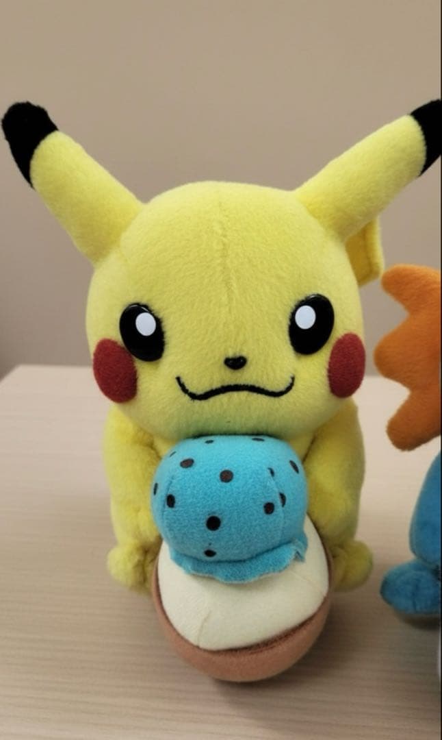 △ポケモン　ポケモンセンター とりかえっこぬいぐるみ　ピカチュウ＆ミズゴロウ