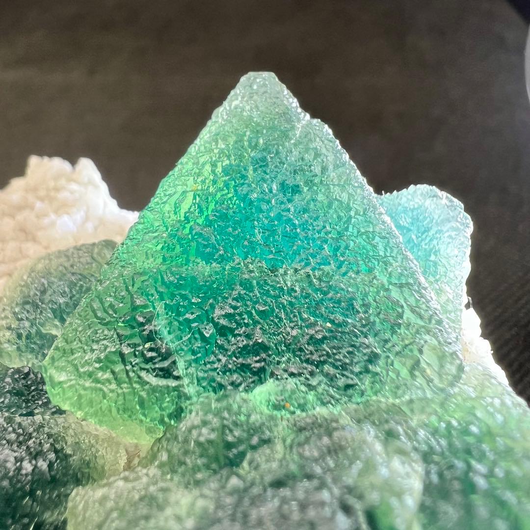 ヤオガンシャン産　ブルーグリーンシュガーフローライト