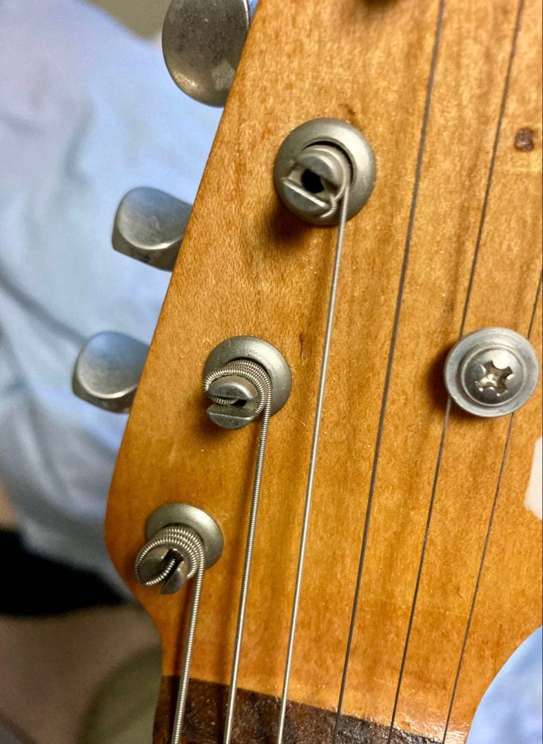 着払いです！ストラトキャスターstratcaster