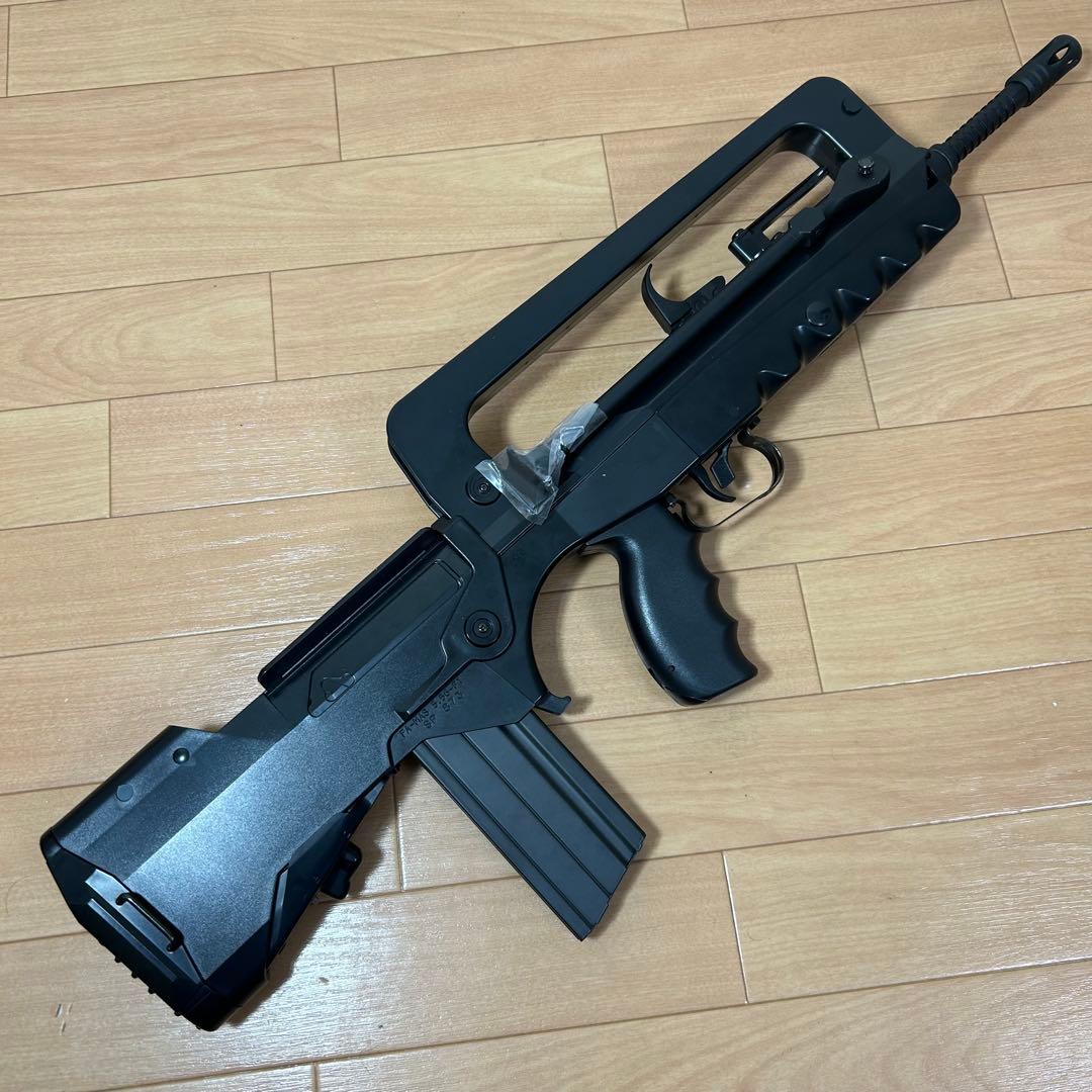 廃盤　美品　東京マルイ FA-MAS 5.56 F1