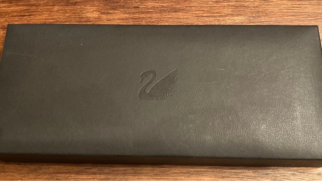 SWAROVSKI スワロフスキー ヴァイオリン ブローチ ゴールド