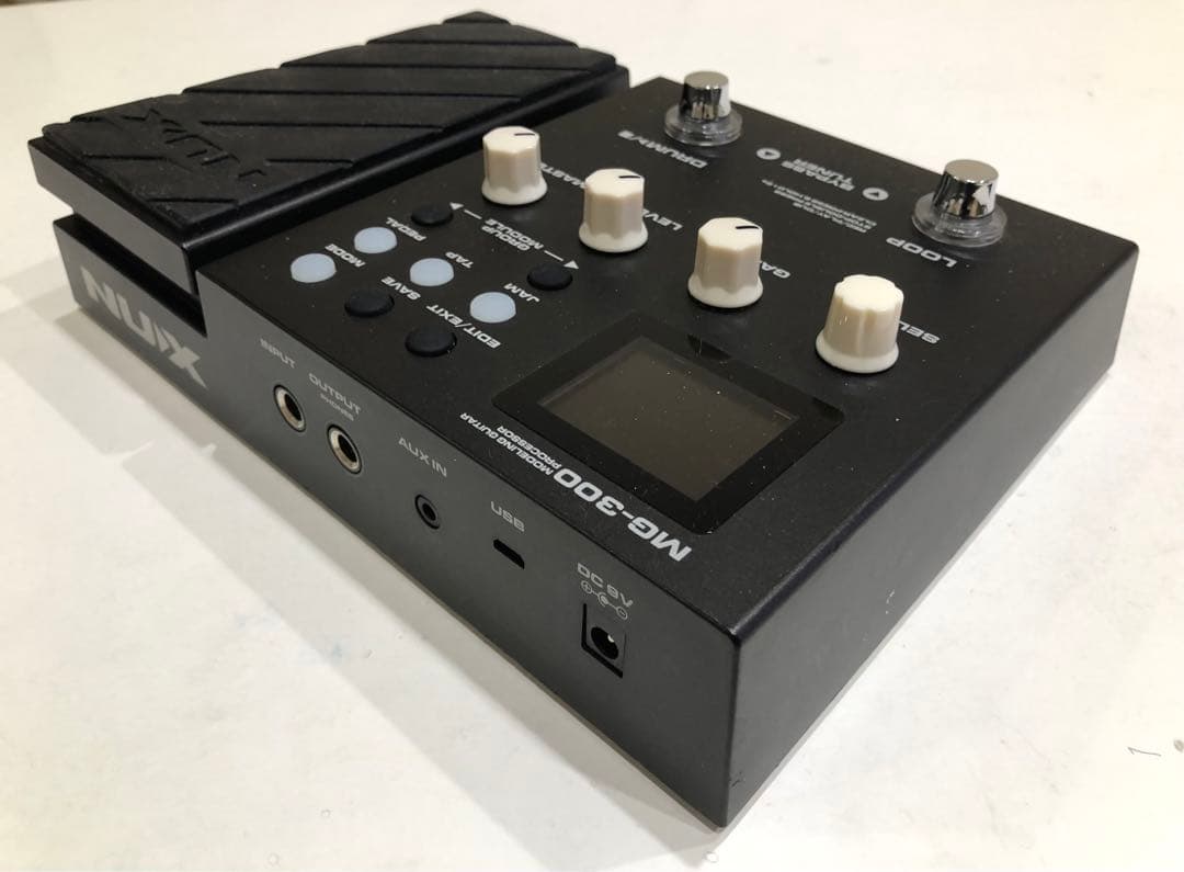 NUX MG-300マルチエフェクター
