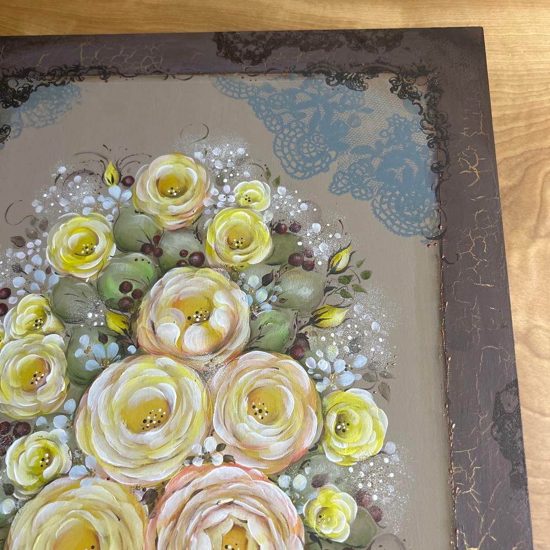 クマちゃん他。ばら園です。