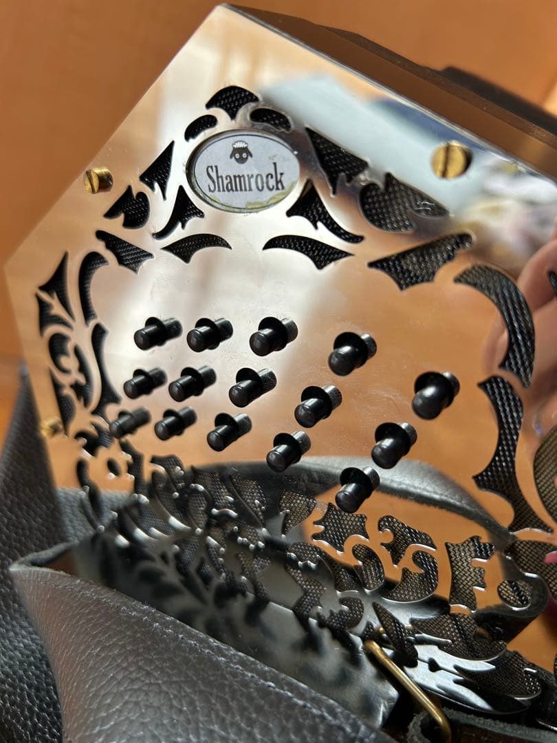 Shamrock アングロ・コンサーティーナ30ボタン