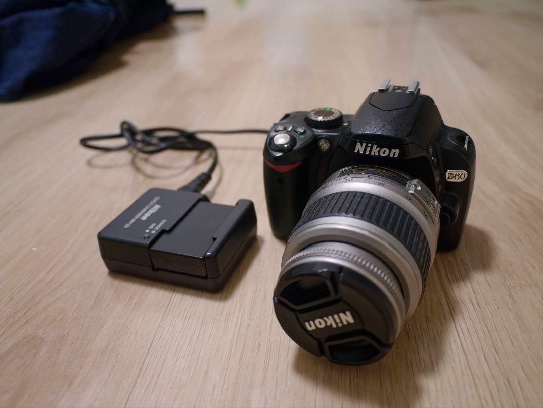 デジタルカメラ Nikon D60