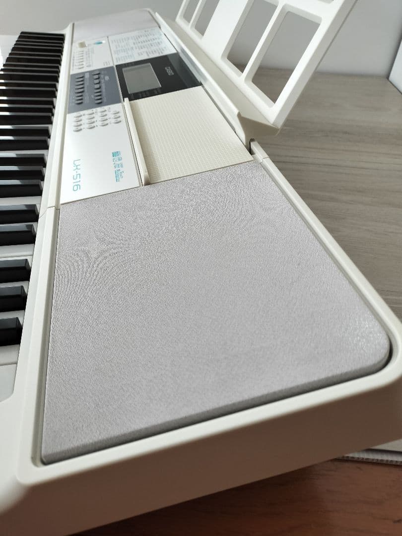 CASIO 光ナビゲーション キーボード LK-516 61鍵盤 230曲