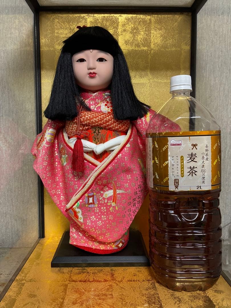 市松人形・人形の高さ約40cm・日本人形