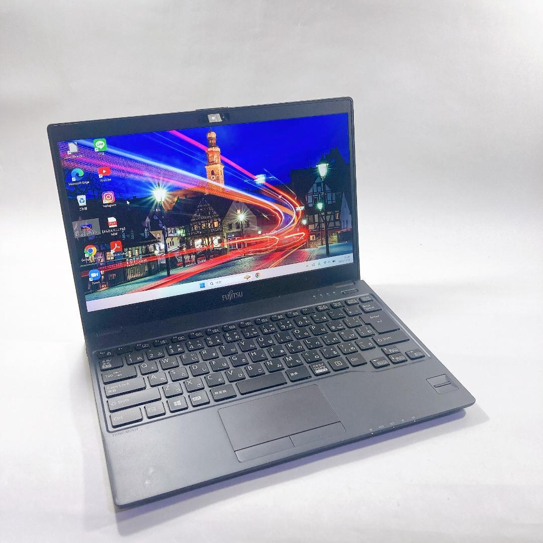 w111✨超軽量 /美品/爆速SSD新品/オフィス付/事務作業に快適✨ノートPC