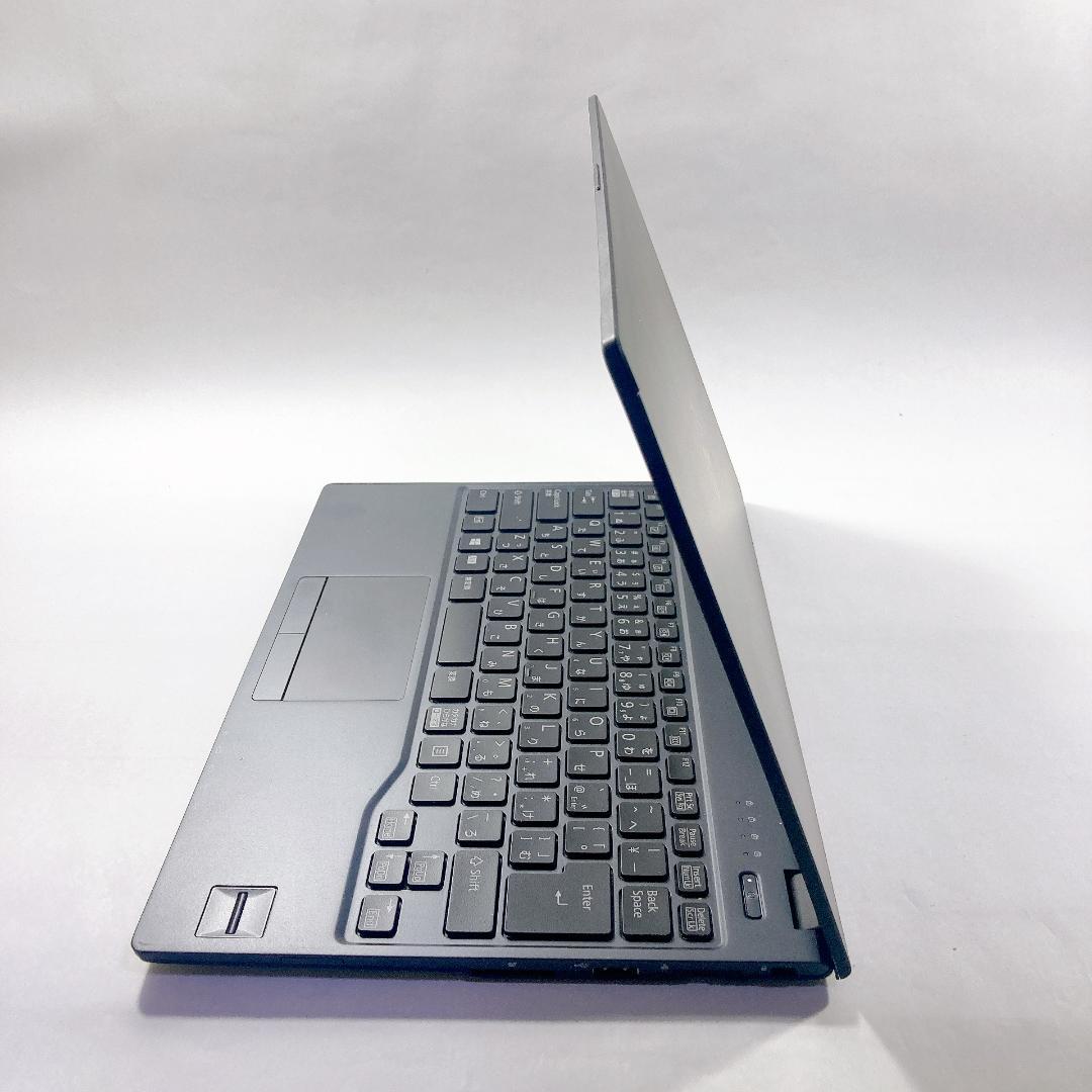 w111✨超軽量 /美品/爆速SSD新品/オフィス付/事務作業に快適✨ノートPC