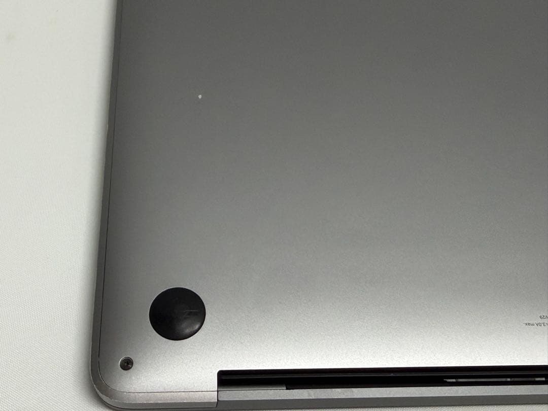 Apple MacBook Pro 13インチ(2017)