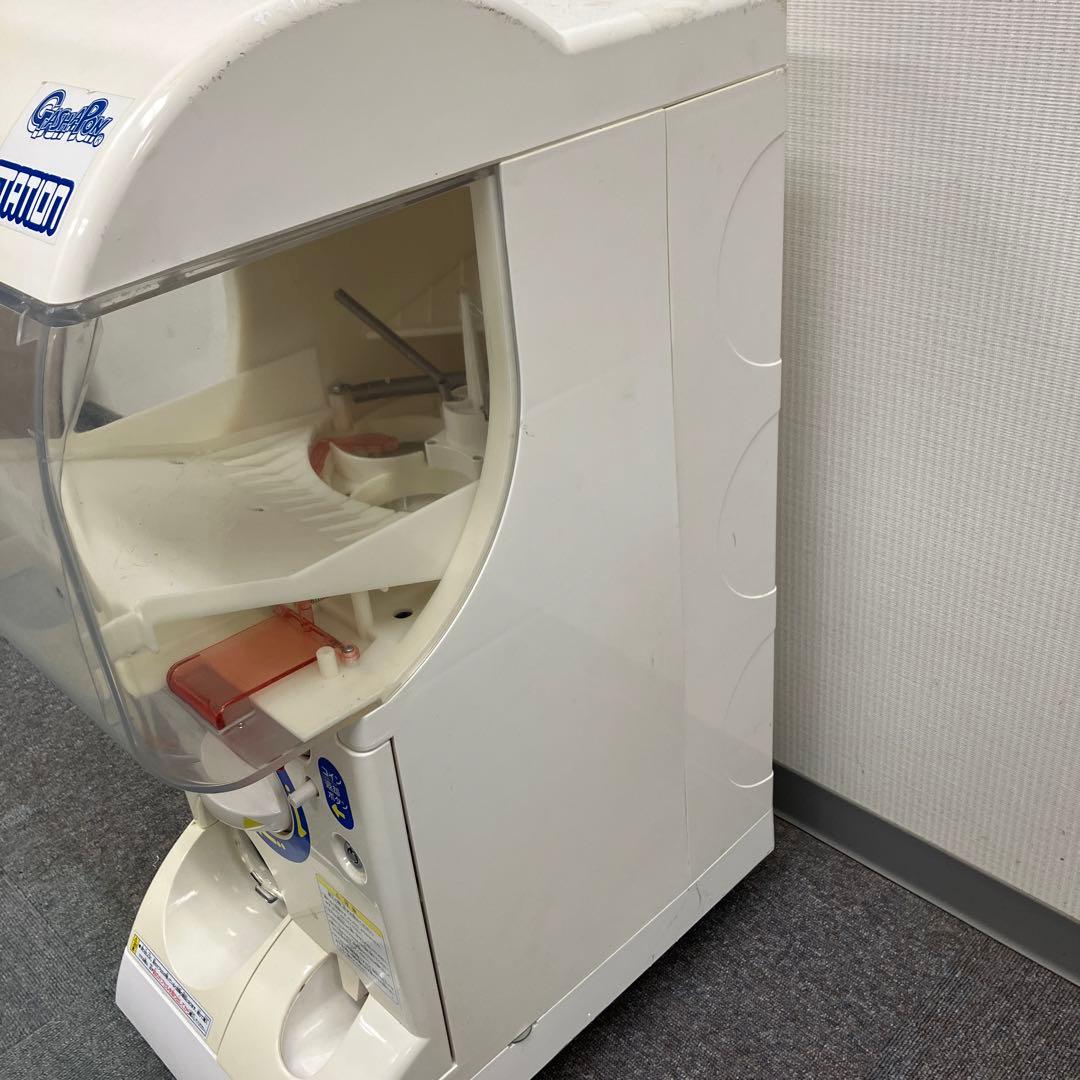 ガチャガチャ カプセルステーション 10円・100円対応 鍵付き　キャスター付き