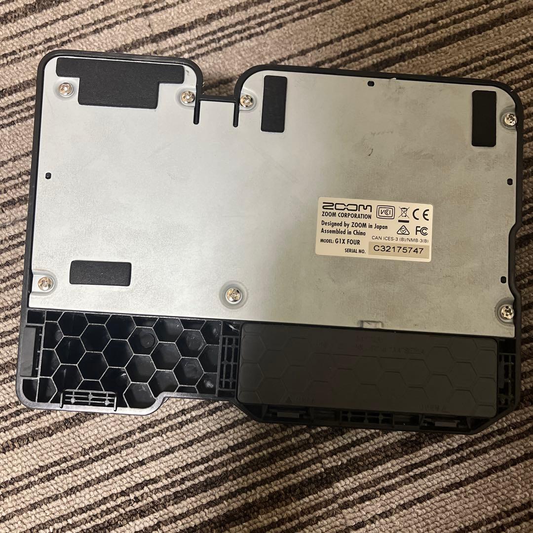 ZOOM G1 X FOUR ギター　エフェクター（別売AC アダプター　付き）
