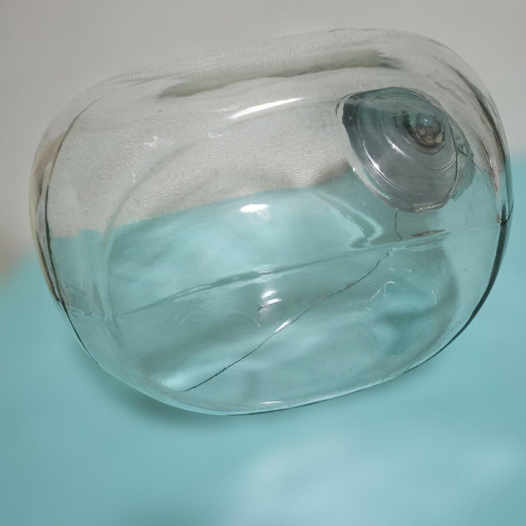 昭和レトロガラス製丸い瓶　 金属製蓋付き