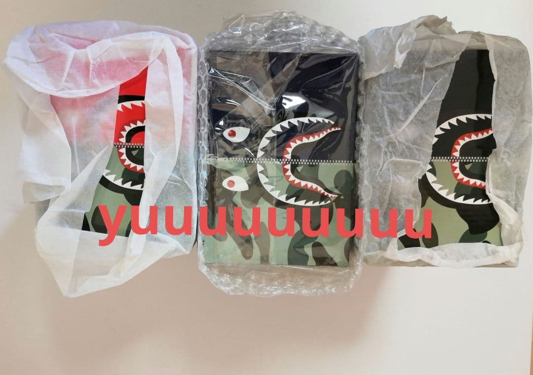 1st CAMO SHARK BE@RBRICK 400％ 新品 正規品