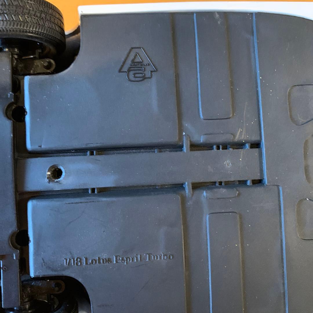 オートアート1/18 LOTUS esprit turbo ※少々難あり