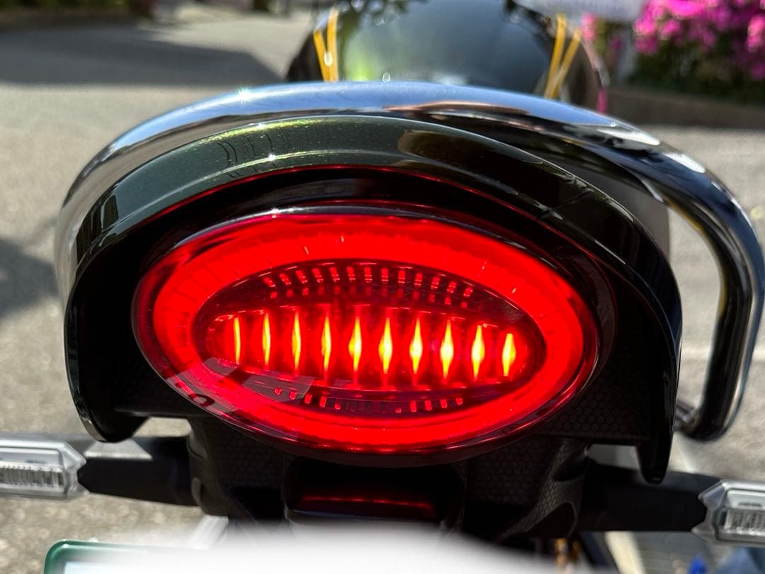 ポッシュフェイスLEDテールランプ ルミナス Z900RS ダークレッド
