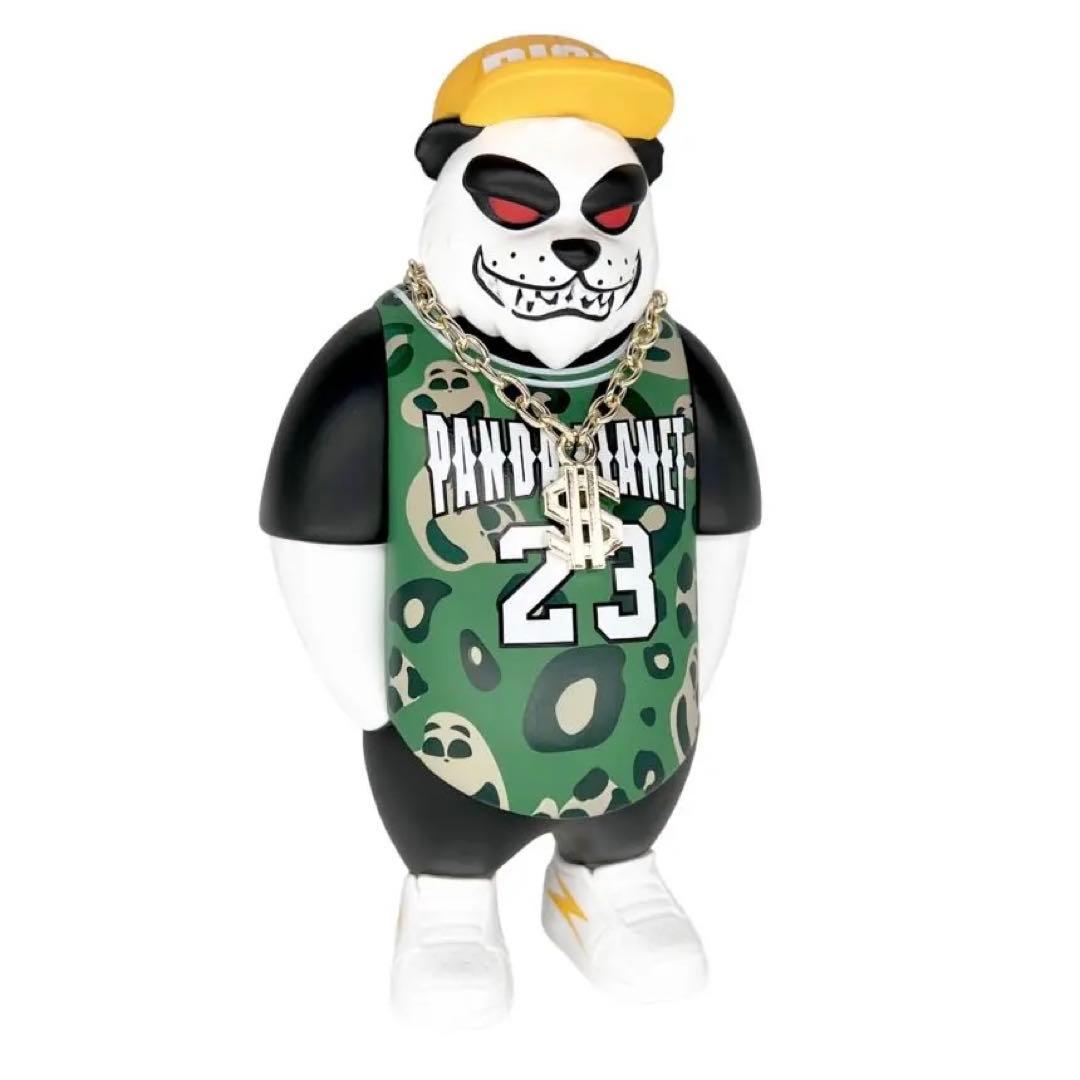 ヒップホップ・パンダ　緑　カッコいい　動物　アニマル　ポップカルチャー　おもちゃ