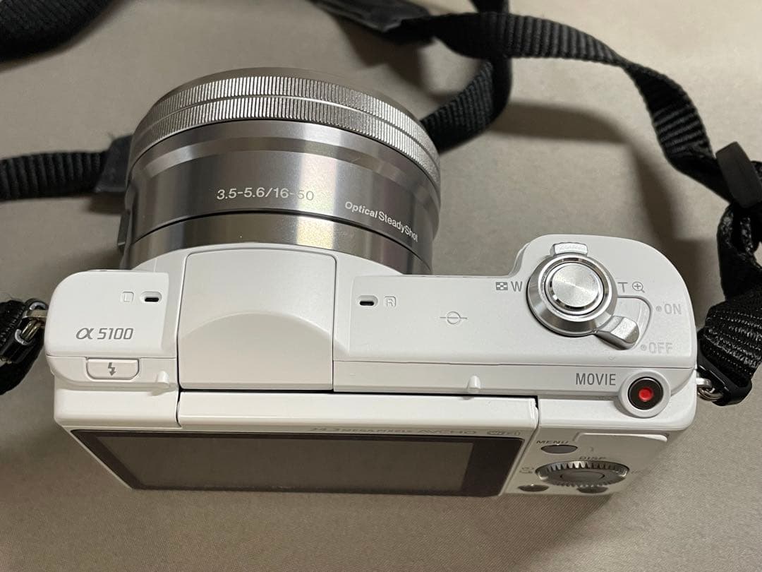 ☆極美品☆SONY α5100ボディ+標準ズームE PZ 16-50mm