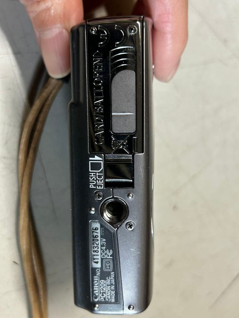 Canon IXY DIGITAL 900 IS デジカメ　PC1209