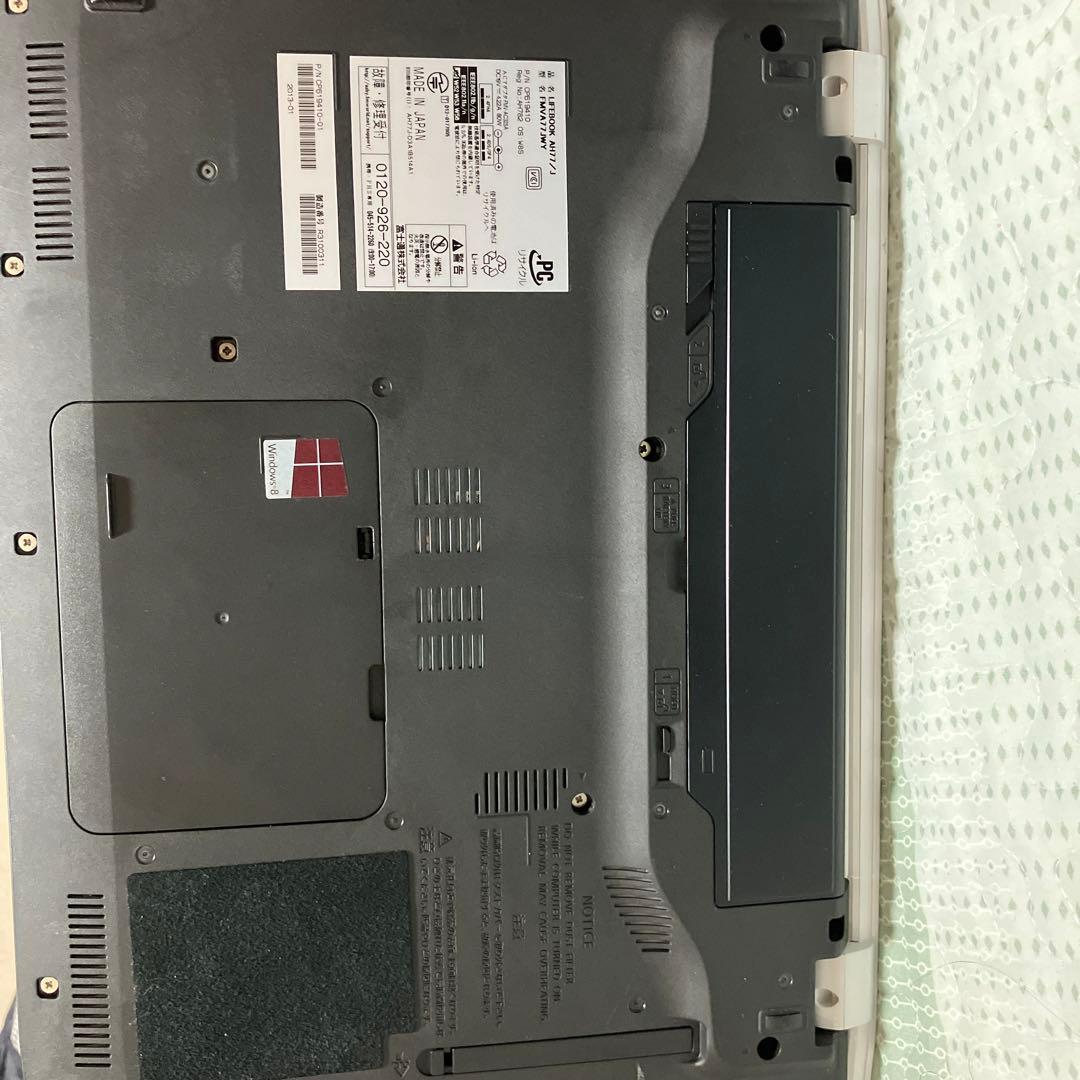 富士通 LIFEBOOK ノート PC AH77/J i7 windows10