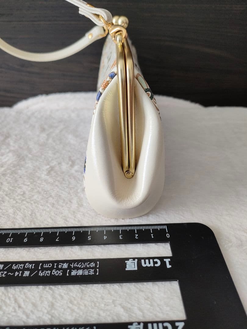 がま口バッグ　みつばち　文庫屋大関　ハンドルクラッチ