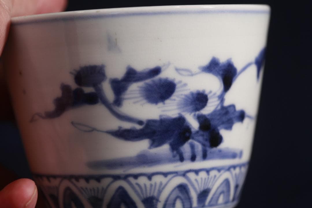 342 古伊万里染付大振アザミ図蕎麦猪口　無傷　幕末