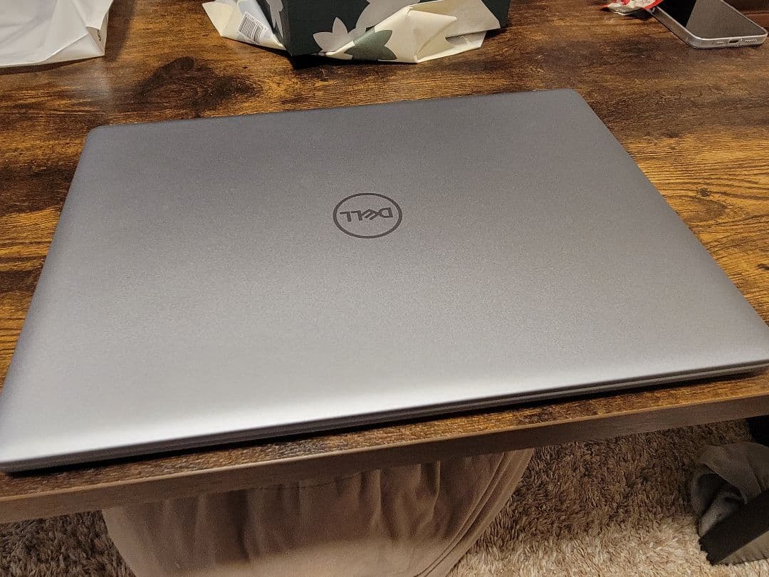 Windowsノート本体 Dell inspiron16 Ryzen7 8840U