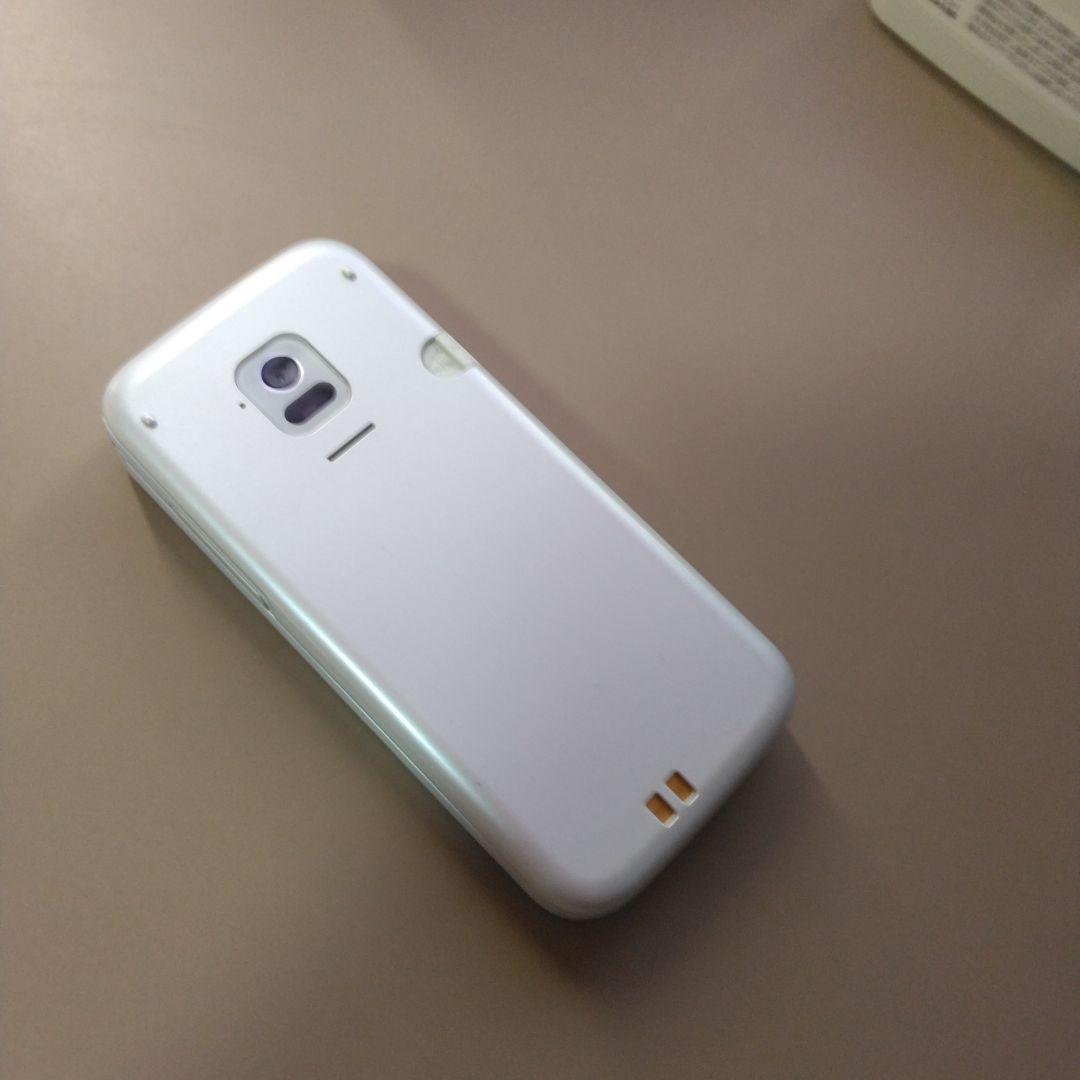 docomo F-01M らくらくホン ホワイト 本体　訳あり→汚れあり