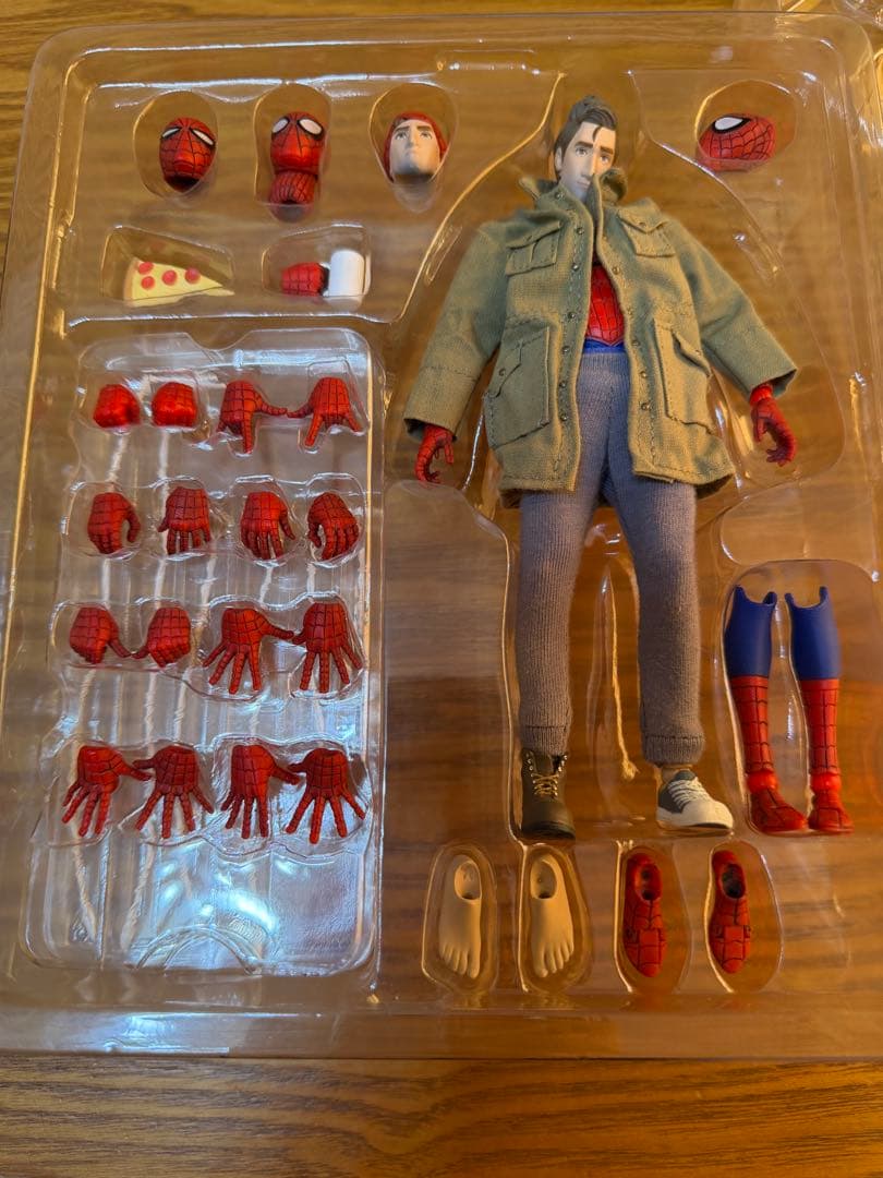 MAFEX No. 109 ピーターBパーカー スパイダーマン フィギュア