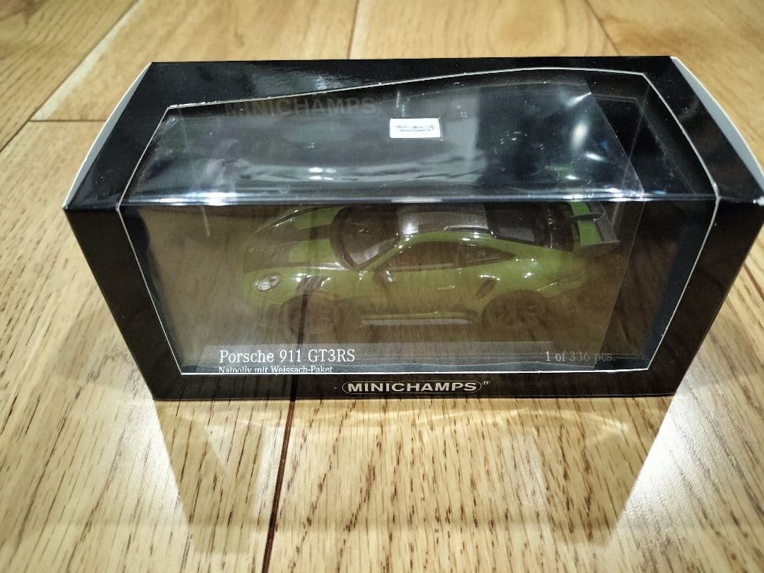 ミニチャンプス ポルシェ 911 GT3RS NATOグリーン