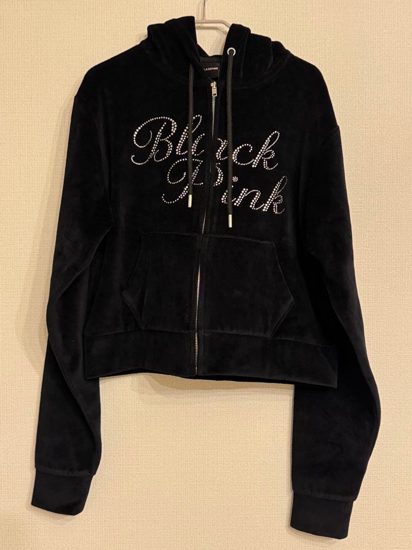 LIVE会場限定BLACKPINKベロアジップアップフーディー SHORT 黒