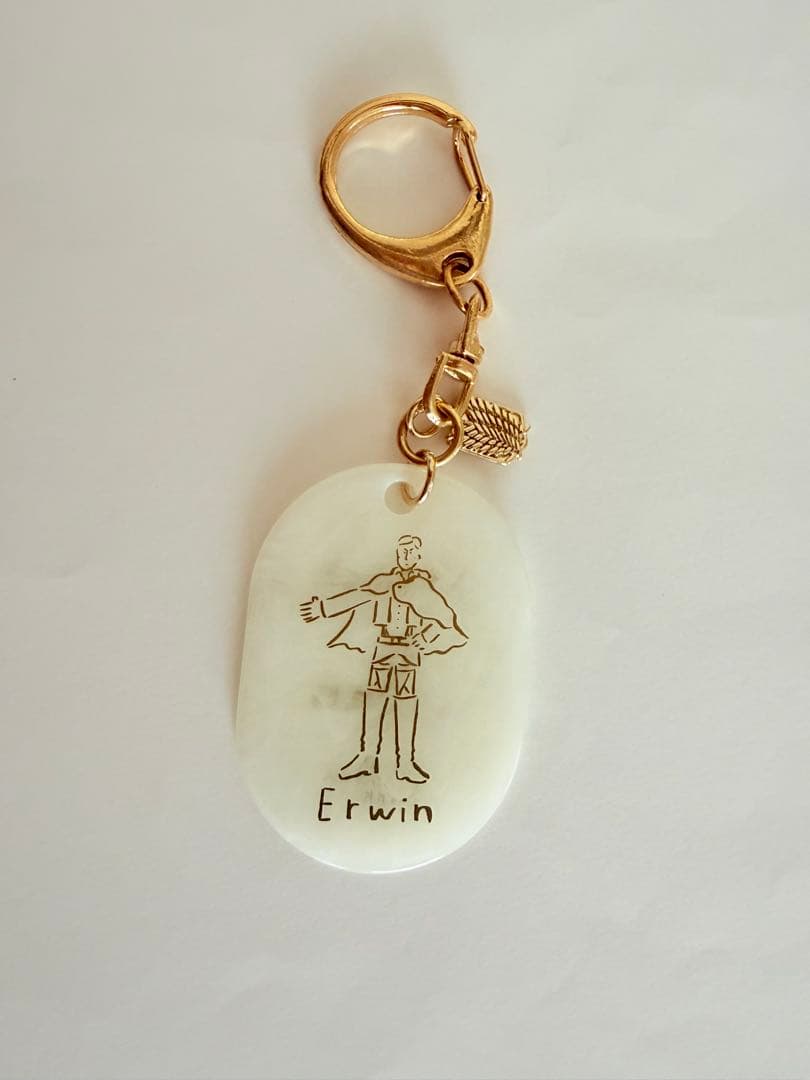 進撃の巨人 キーホルダー 2個セット　鬼頭祈　コラボ　エルヴィン　リヴァイ