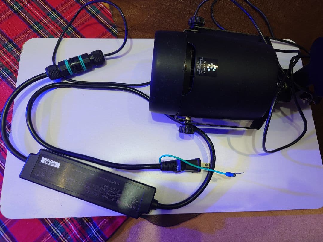 ①京セラ LED CERAPHIC マリンブルー